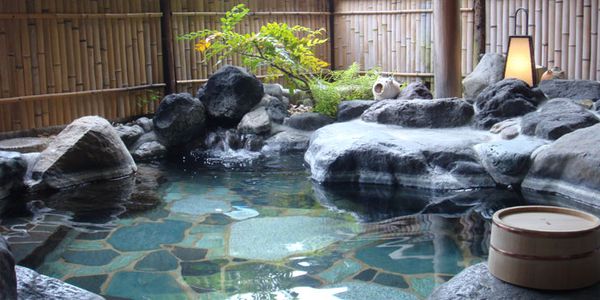 Токио баня