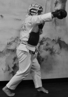 Дзедан-Йоко-Учи задней рукой